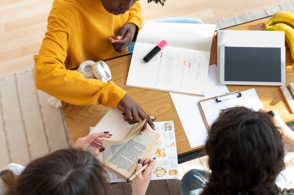 Project-Based Learning (PBL)